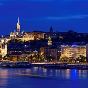 **** Hotel Novotel Danube Hungria